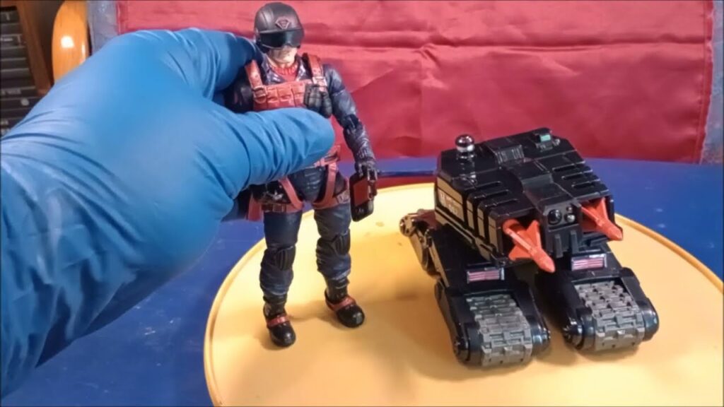 G.I. Joe Classified Series Scrap-Iron and Anti Armor Drone Opening and Review